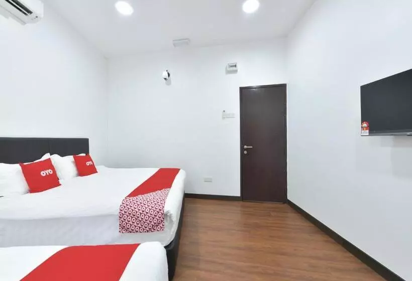 Hotelli Madeena Inn By Oyo