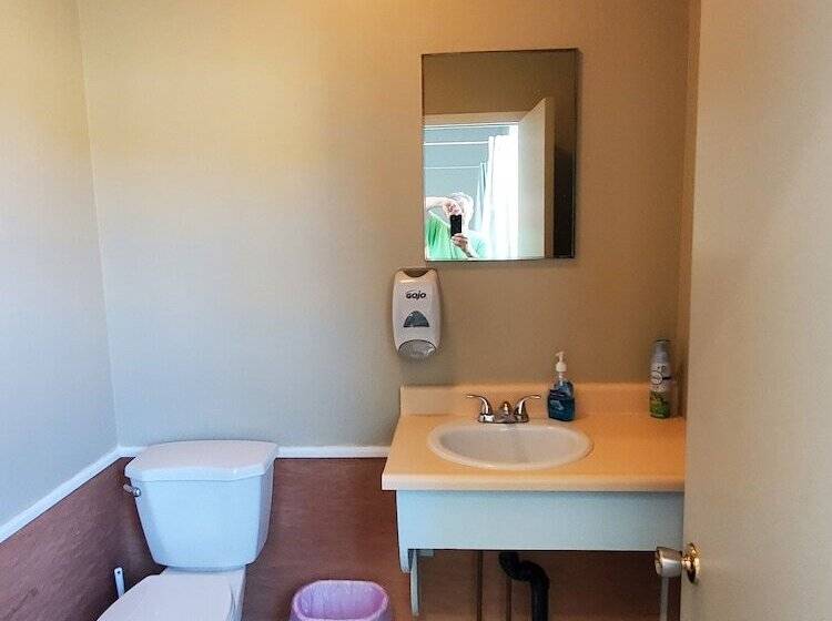 Hotel Norse Skol Accommodations