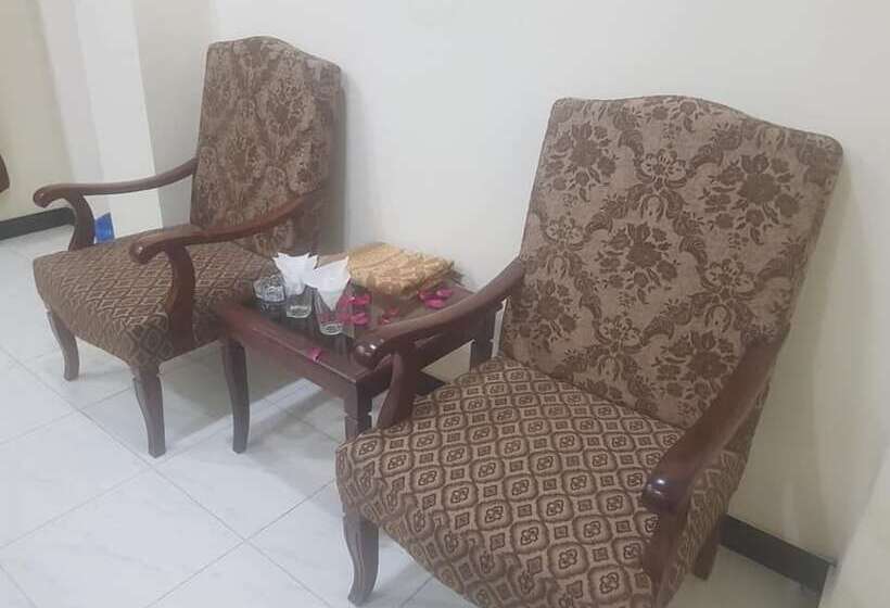 هتل Riveria The Edge