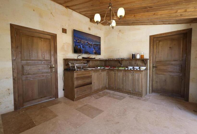 هتل Rocca Stone House