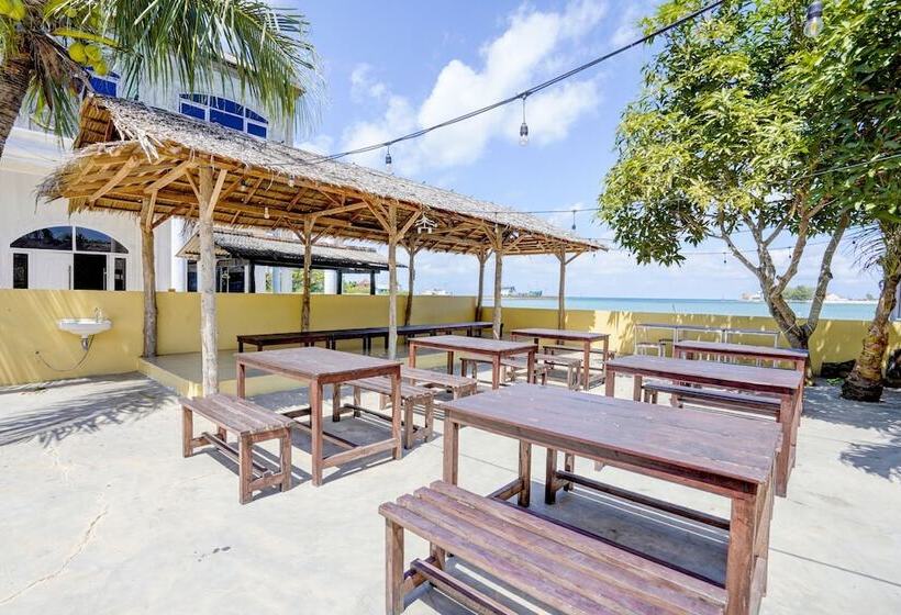 Hotel Senja Syariah By Oyo