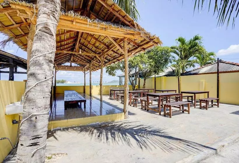 Hotel Senja Syariah By Oyo