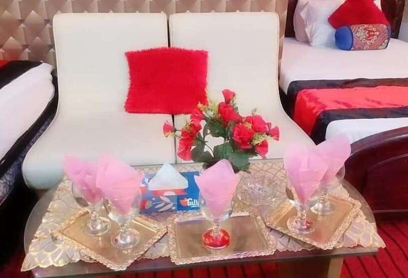 هتل Shelton Inn D.g Khan