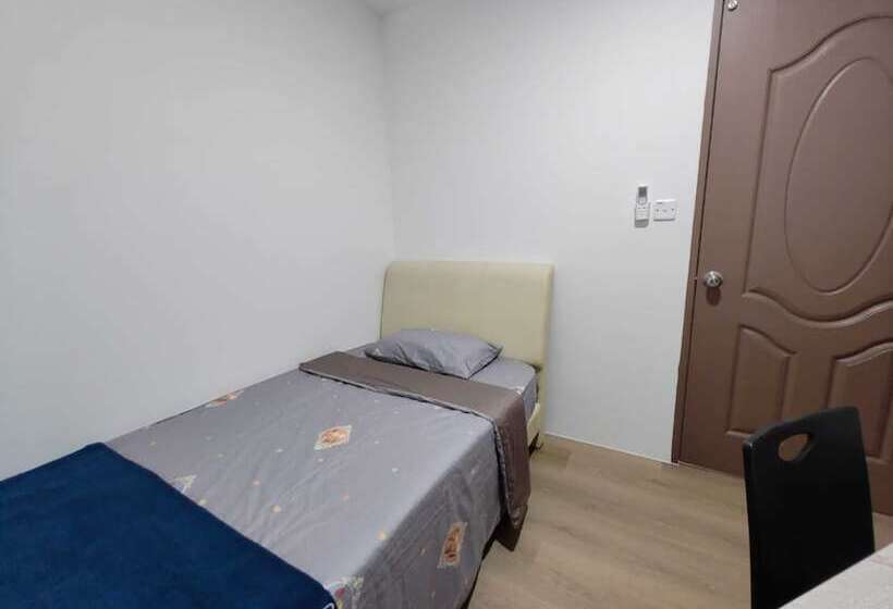 Hôtel Spot On 90793 Kim Yong Stay