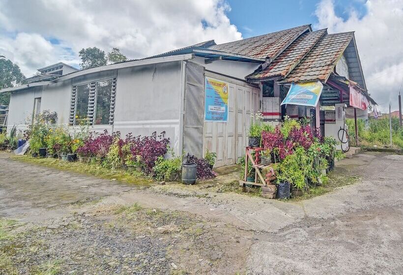 فندق Spot On 92281 Susupuan Kostneartaman Deki Lestari