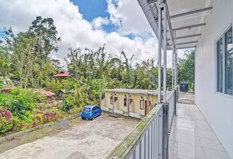 Hotelli Spot On 92281 Susupuan Kostneartaman Deki Lestari