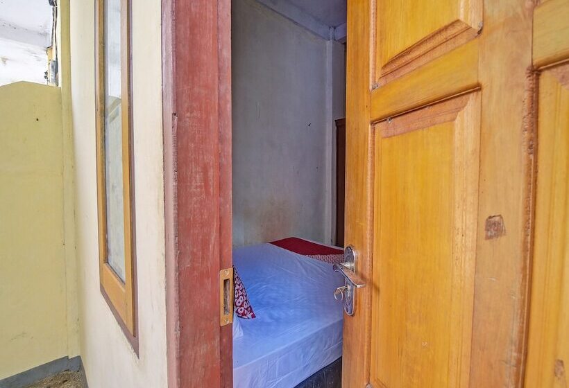 فندق Spot On 92281 Susupuan Kostneartaman Deki Lestari