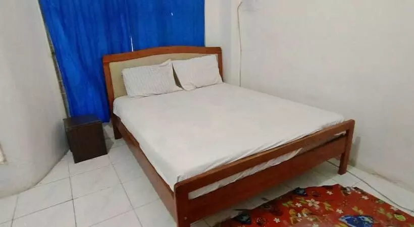 ホテル Spot On 92658 Wisma Parakita Syariah Near Rs Faisal Patalasang