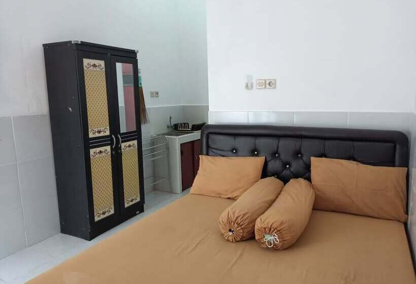 فندق Spot On 92730 Lili Kost Syariahnearketapang Royal City