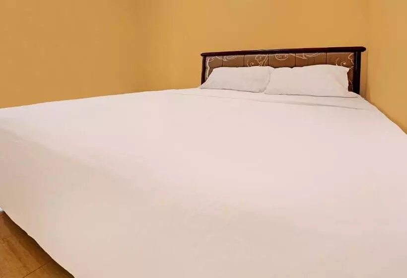 Hotelli Spot On 92523 Homestay Pasir Padi Permai Syariah