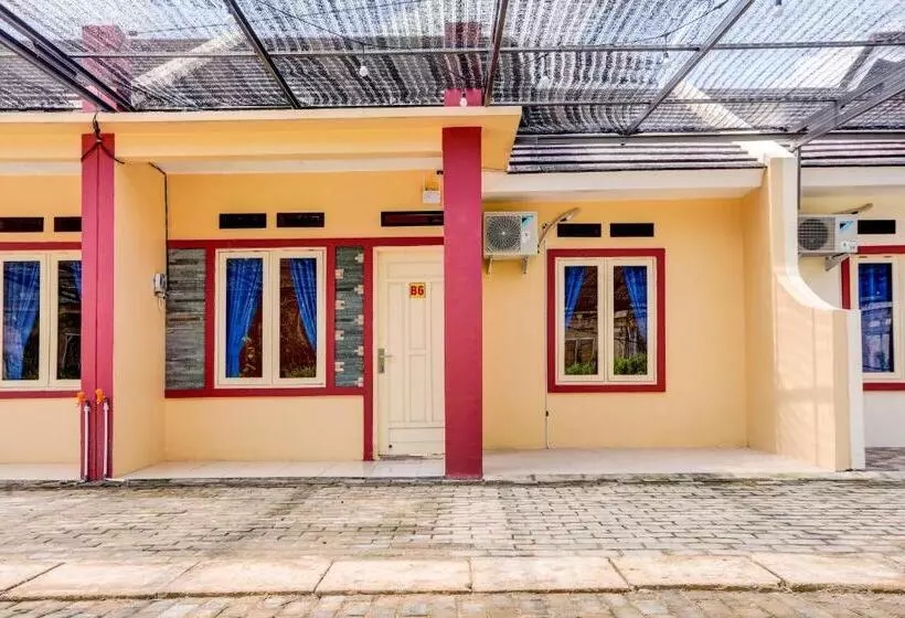 Hotelli Spot On 92523 Homestay Pasir Padi Permai Syariah