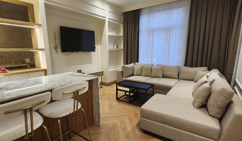 هتل Taksim Bosphorus