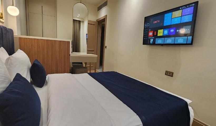 هتل Taksim Bosphorus