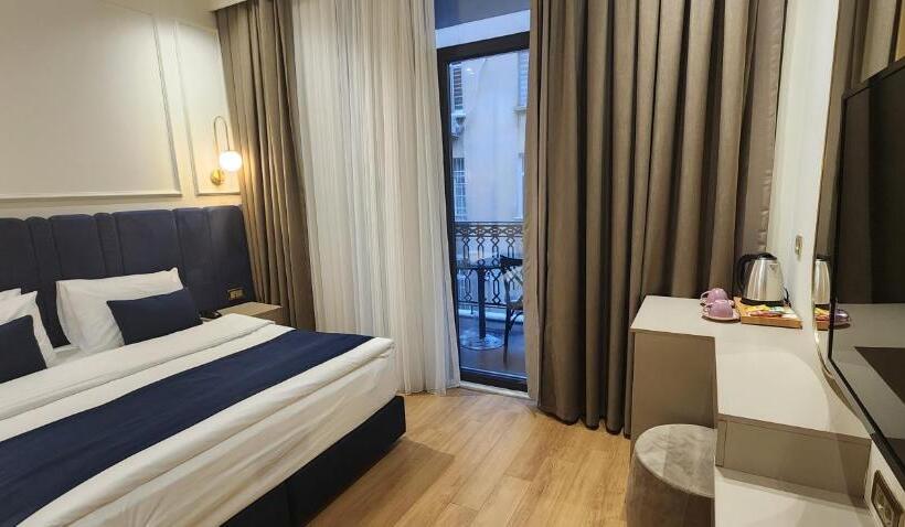 هتل Taksim Bosphorus