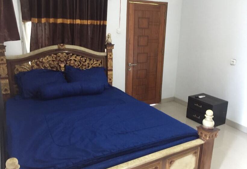 בית מלון כפרי Wisma Sakinah Syariah By Oyo