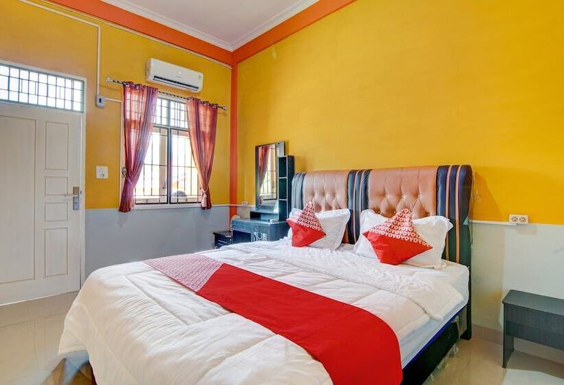 בית מלון כפרי Wisma Sakinah Syariah By Oyo