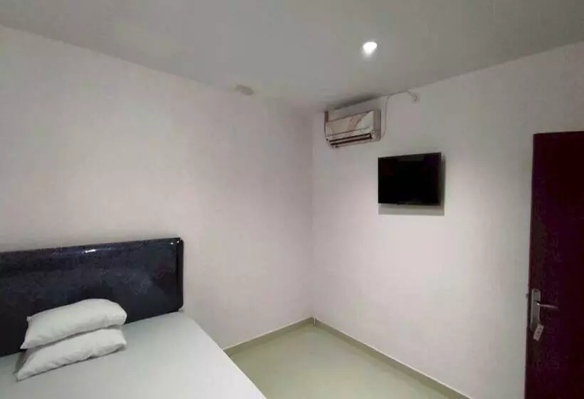 ホテル Wisma Syariah Dian By Oyo