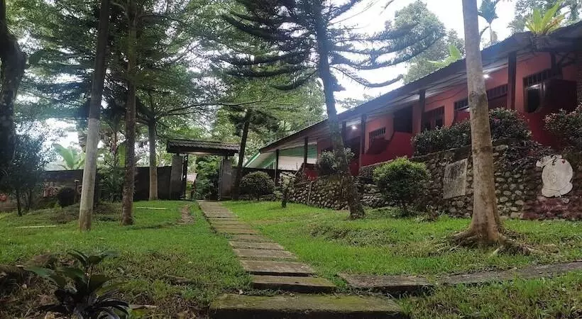 Majatalo Batu Katak Gibbon Guesthouse