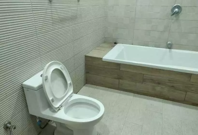 پانسیون Comfy Inn Guest House Islamabad