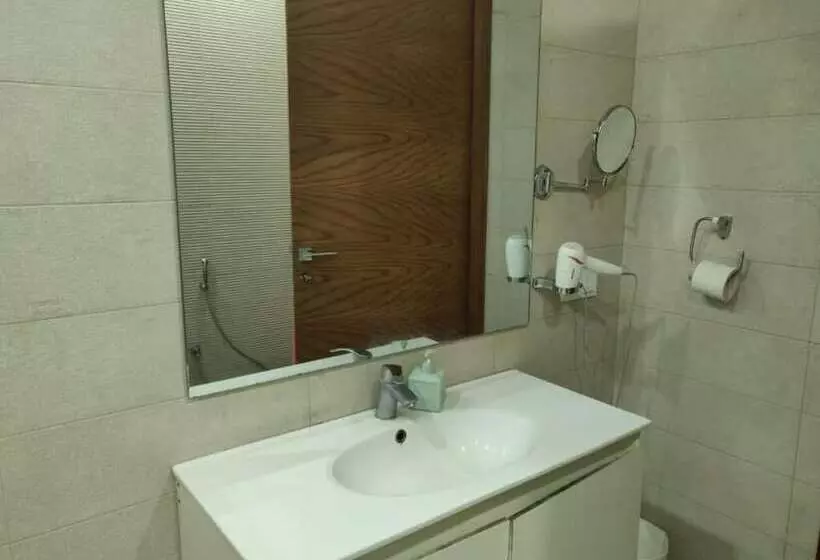 پانسیون Comfy Inn Guest House Islamabad