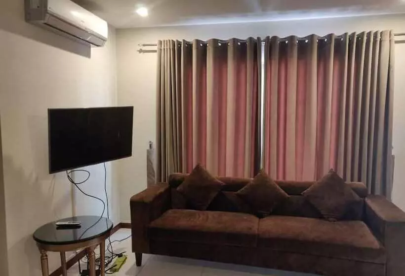 پانسیون Comfy Inn Guest House Islamabad