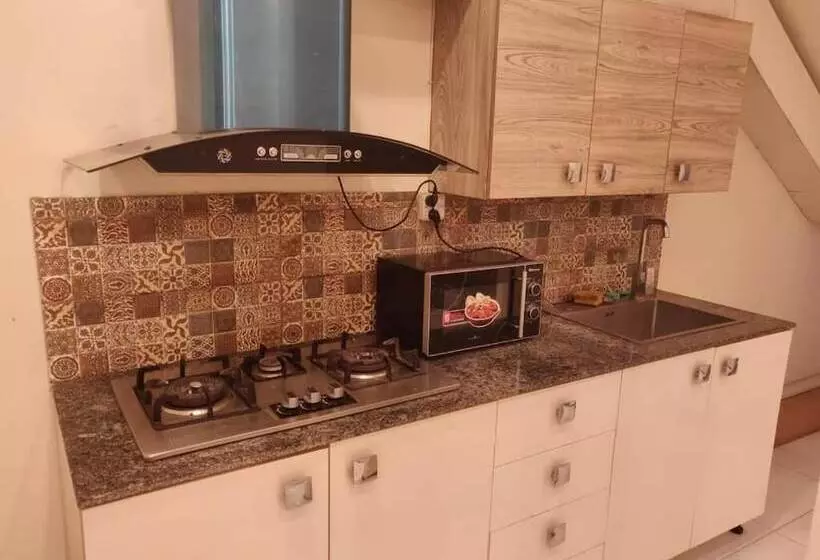 پانسیون Comfy Inn Guest House Islamabad