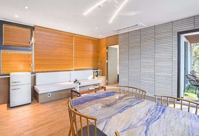 ペンション Gapyeong Laputa Resort