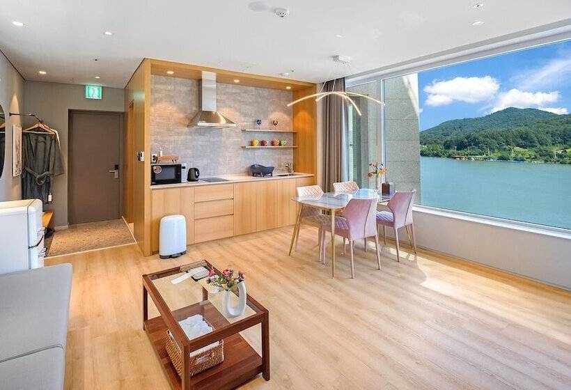 بنسيون Gapyeong Laputa Resort