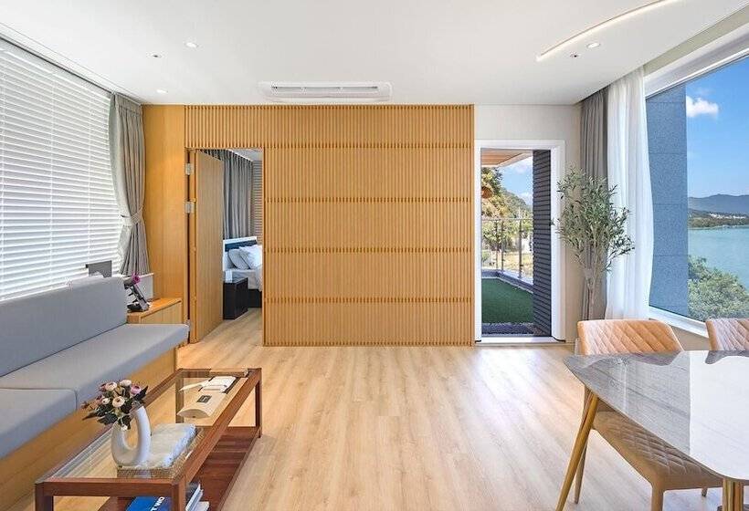 بنسيون Gapyeong Laputa Resort