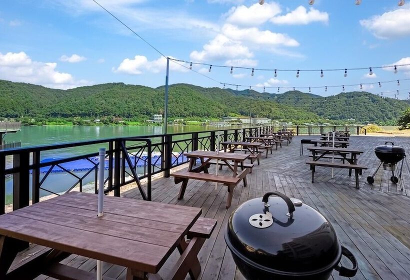 بنسيون Gapyeong Laputa Resort