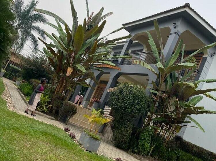 پانسیون The Greenville Home