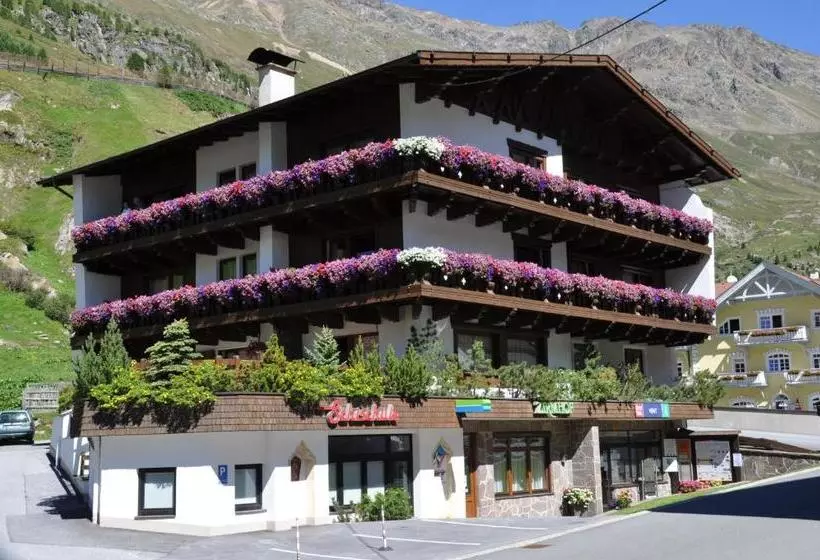 هتل Appartements Zirmhof