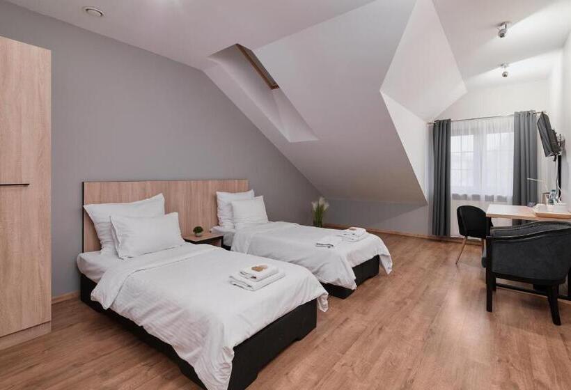 ホテル Artis Dom Gościnny