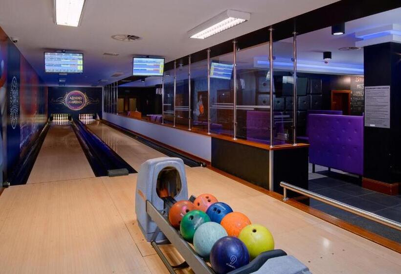 ホテル Artis Dom Gościnny