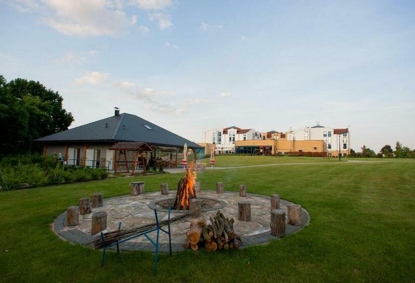 호텔 Atut W Licheniu