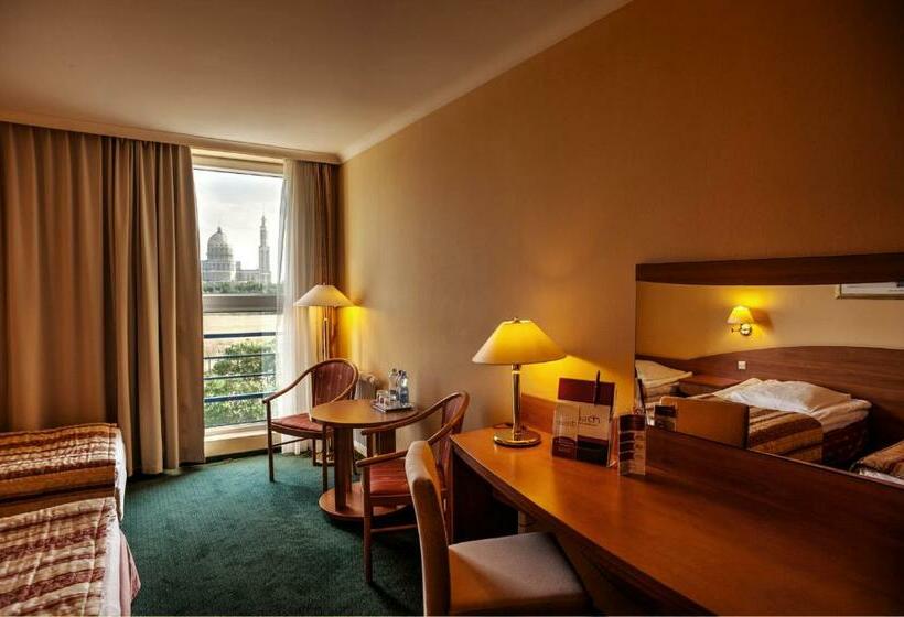 호텔 Atut W Licheniu