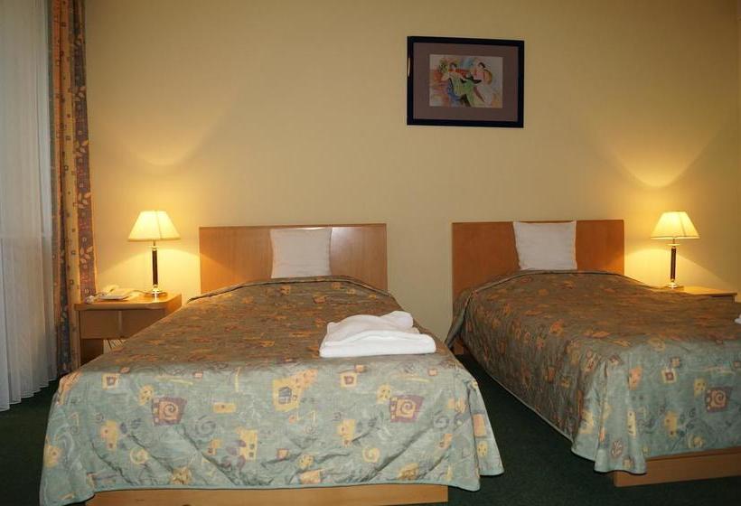 هتل Pomorze Health&family Resort  Domki Całoroczne