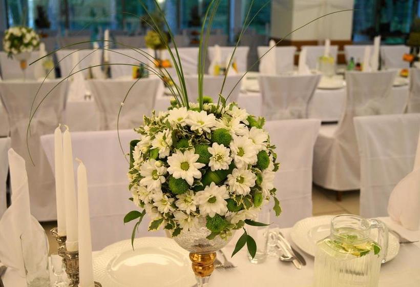 هتل Pomorze Health&family Resort  Domki Całoroczne