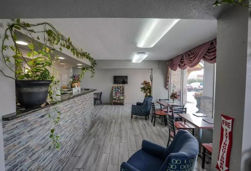 Hotelli Executive Inn Locust Grove By Capital O