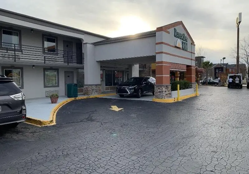 Hotelli Executive Inn Locust Grove By Capital O