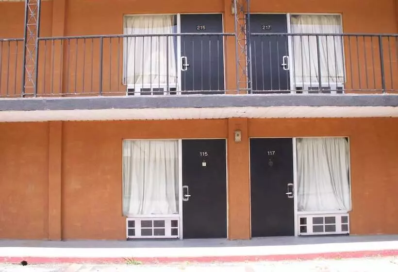 Hotelli Inn Of Knoxville