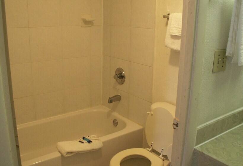 호텔 Inn Of Knoxville