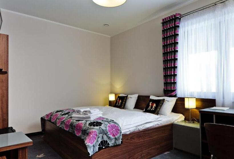 בית מלון כפרי Jasmin Complex Resort & Spa