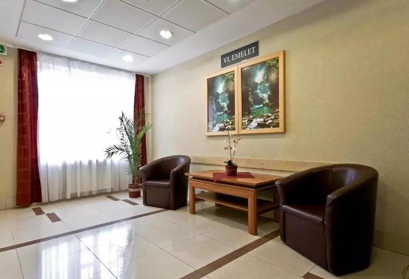 Hotel Kerpely