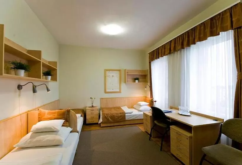 Hotel Kerpely