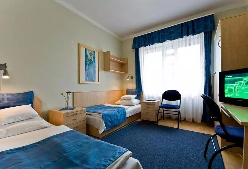 Hotel Kerpely