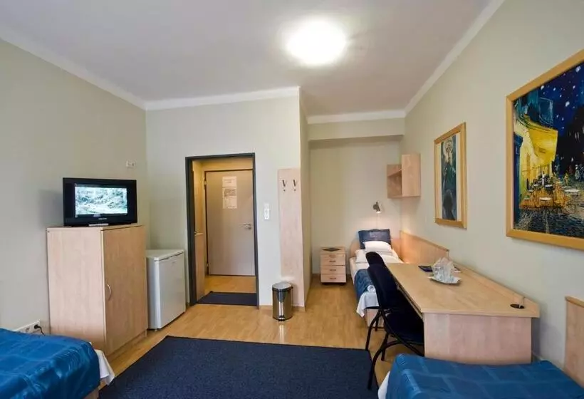 Hotel Kerpely