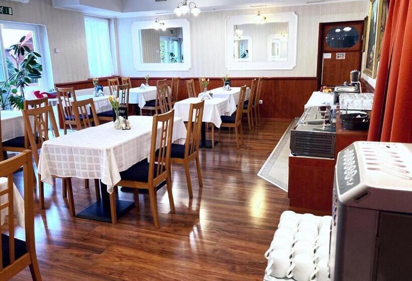 酒店 Liza Aqua & Conference