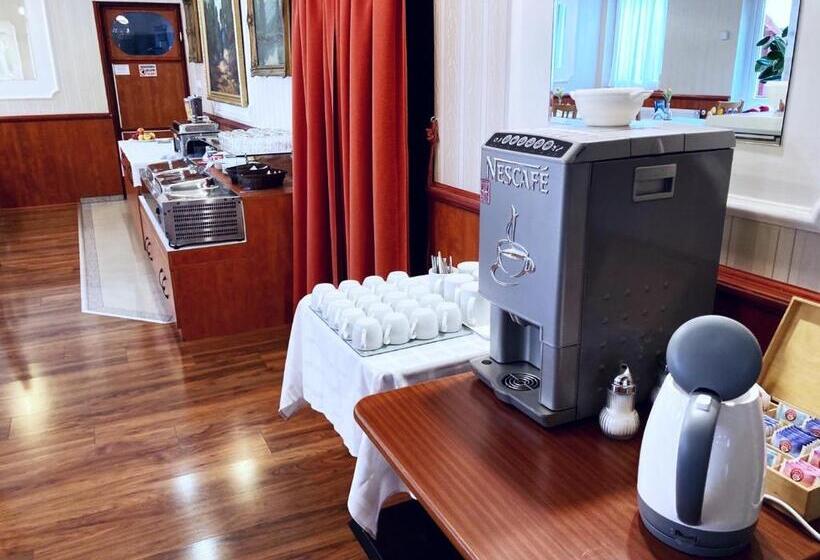 酒店 Liza Aqua & Conference