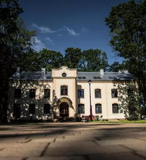 Hotelli Modlin Palace
